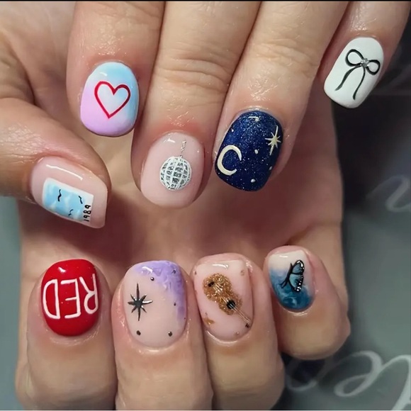 Taylor Swift eras press on nails - Picture 1 of 5
